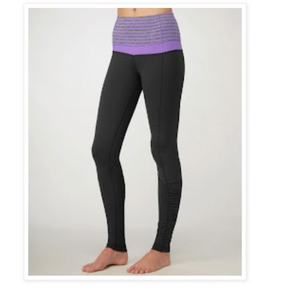 Lululemon Run: Spirit Tight - Picture 12 of 13